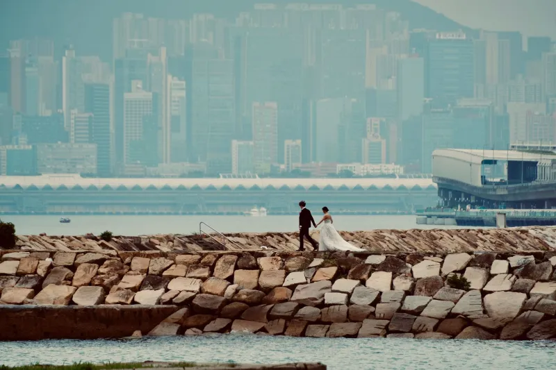 Crossing the Pacific with Your IRA: What American Retirees Must Understand Before Moving Retirement Assets to Hong Kong