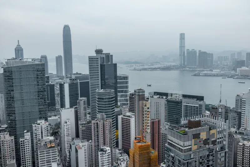 Beyond the S&P: How Affluent American Families Are Using Hong Kong Real Estate to Offset Concentrated Equity Risk